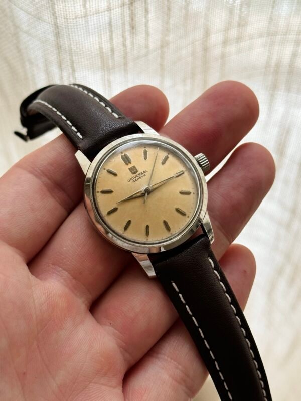 Universal Geneve Manual Wind Watch 1950s 32mm