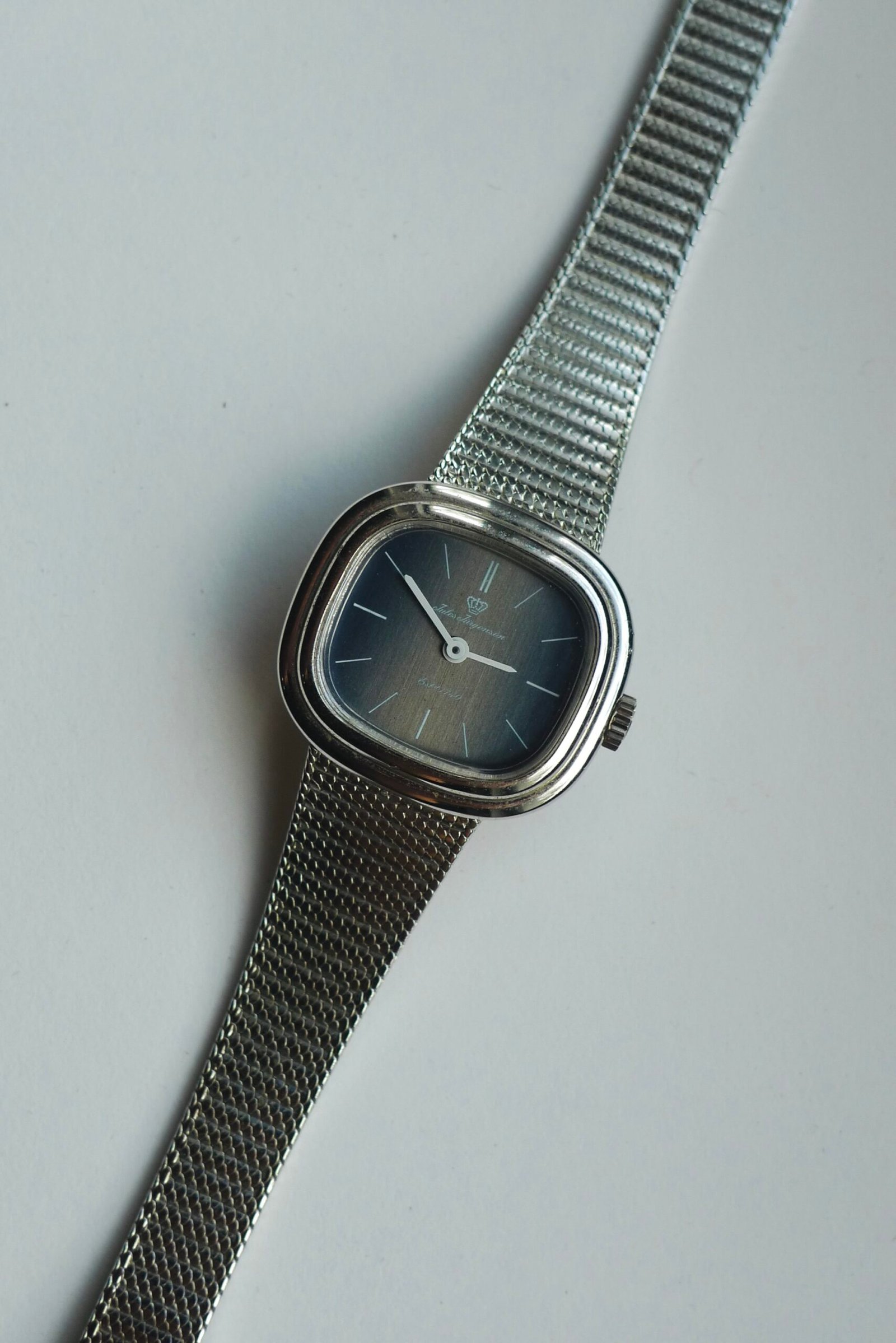 Vintage Jules Jurgensen Manual Winding Watch Blue Shades Dial - Image 4