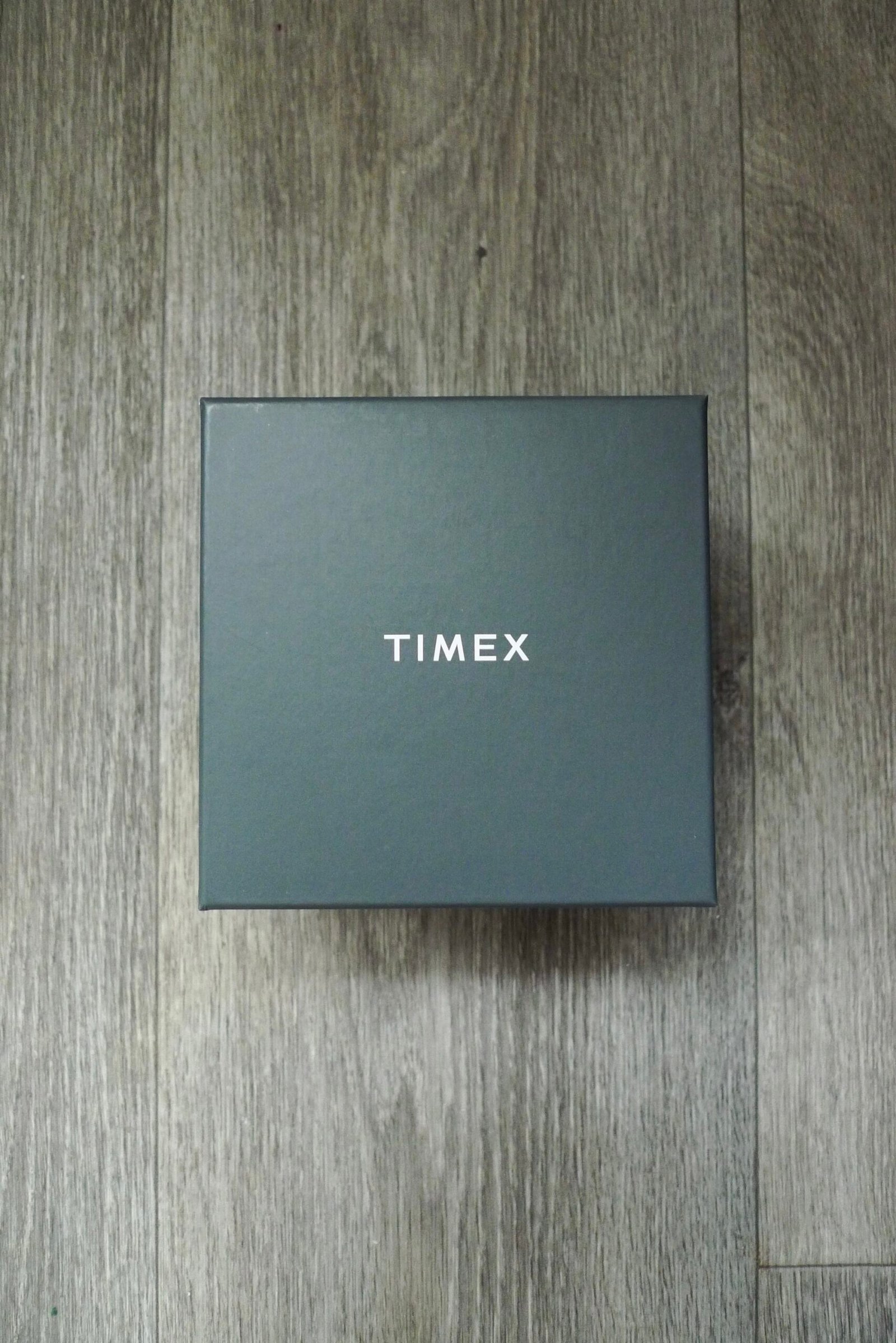 Timex and Worn & Wound WW75 V3 Limited Edition Full Set w/Extra Bracelet - Image 6