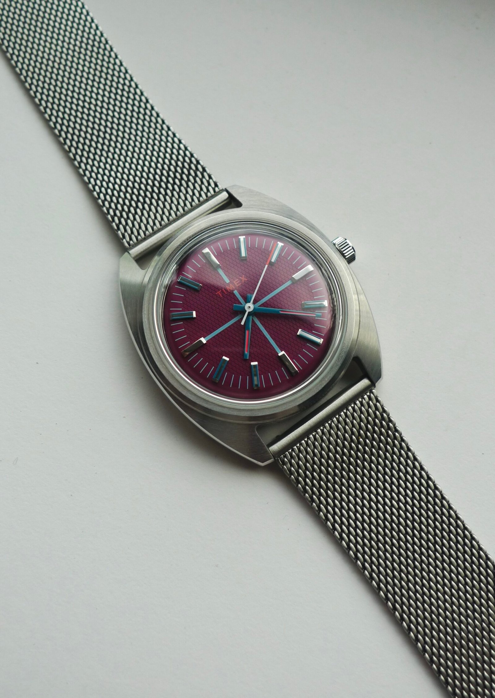 Timex and Worn & Wound WW75 V3 Limited Edition Full Set w/Extra Bracelet - Image 2