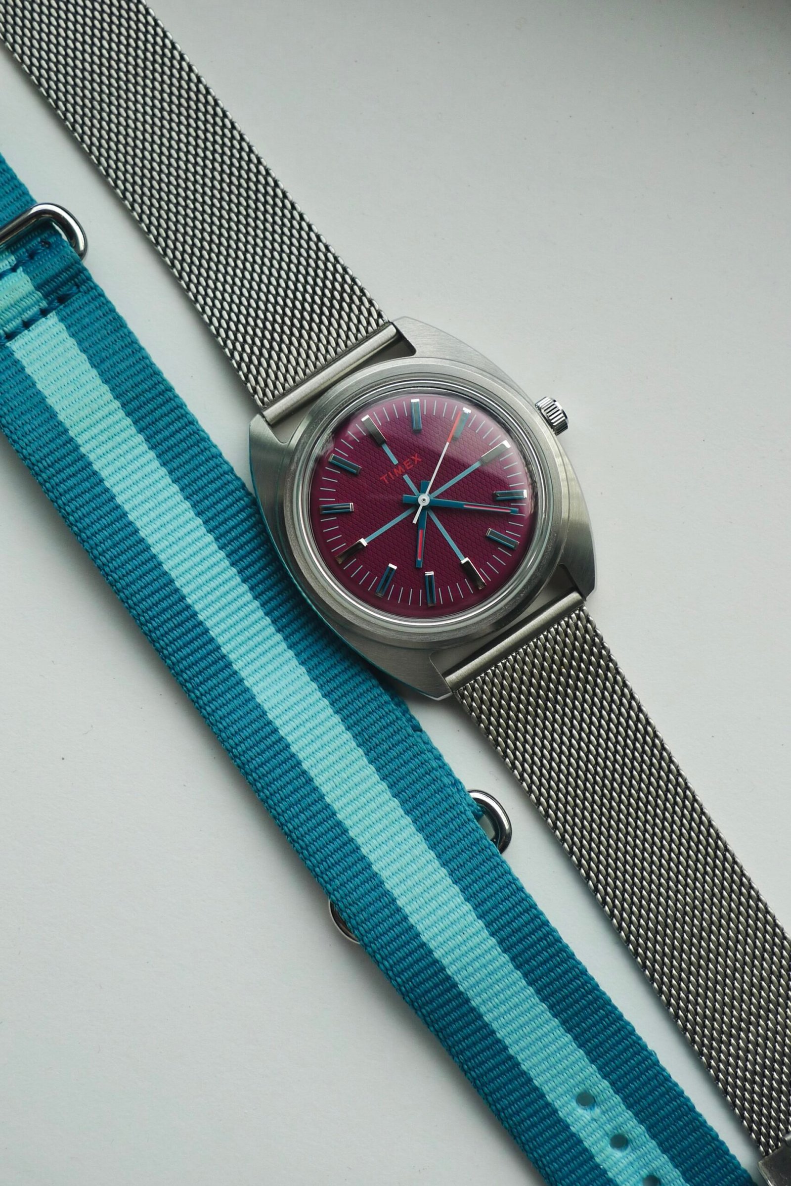 Timex and Worn & Wound WW75 V3 Limited Edition Full Set w/Extra Bracelet - Image 4
