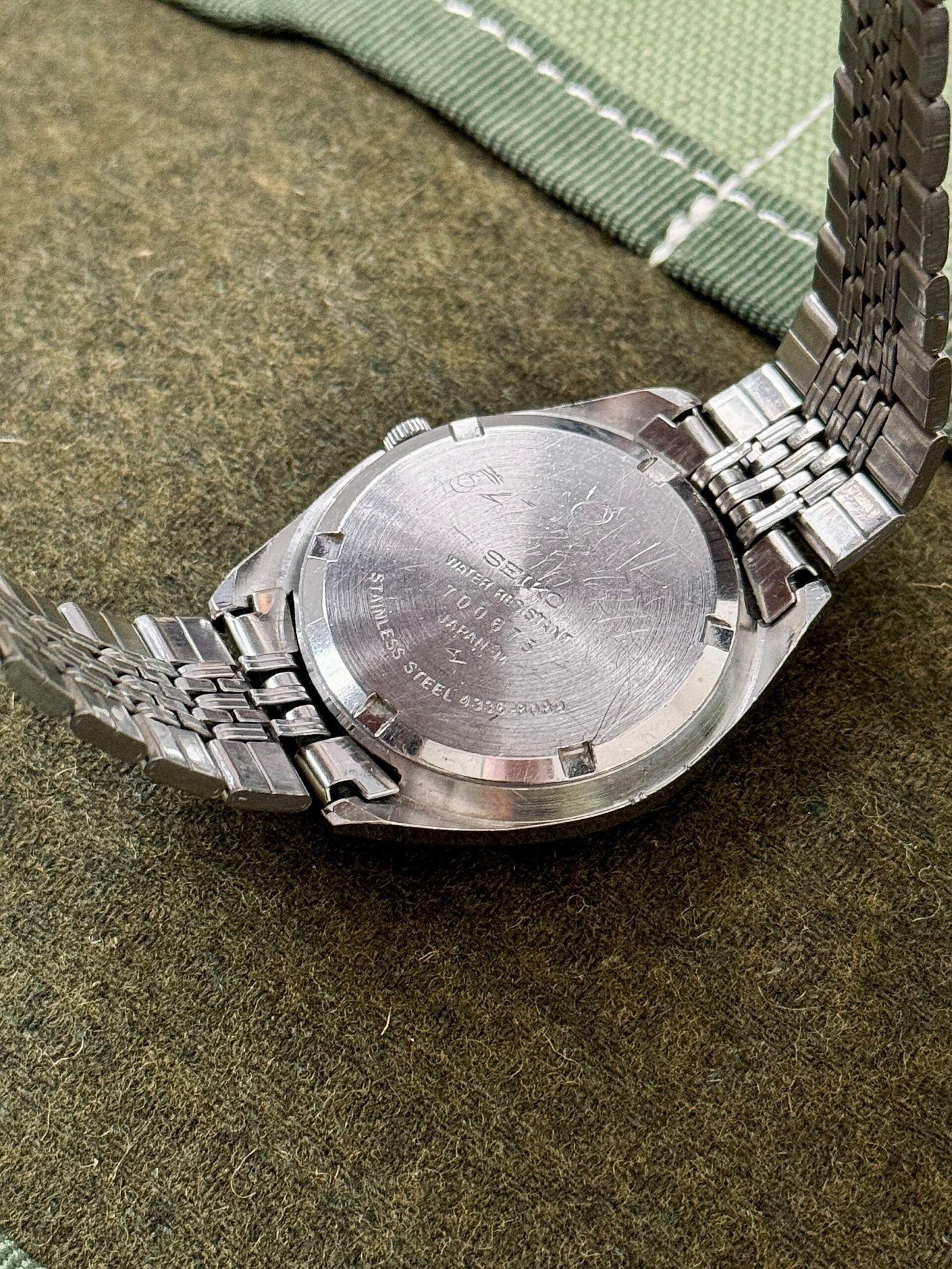 Vintage 1977 Seiko SQ Day Date Quartz 4336-8089 36mm Original Bracelet - Image 5