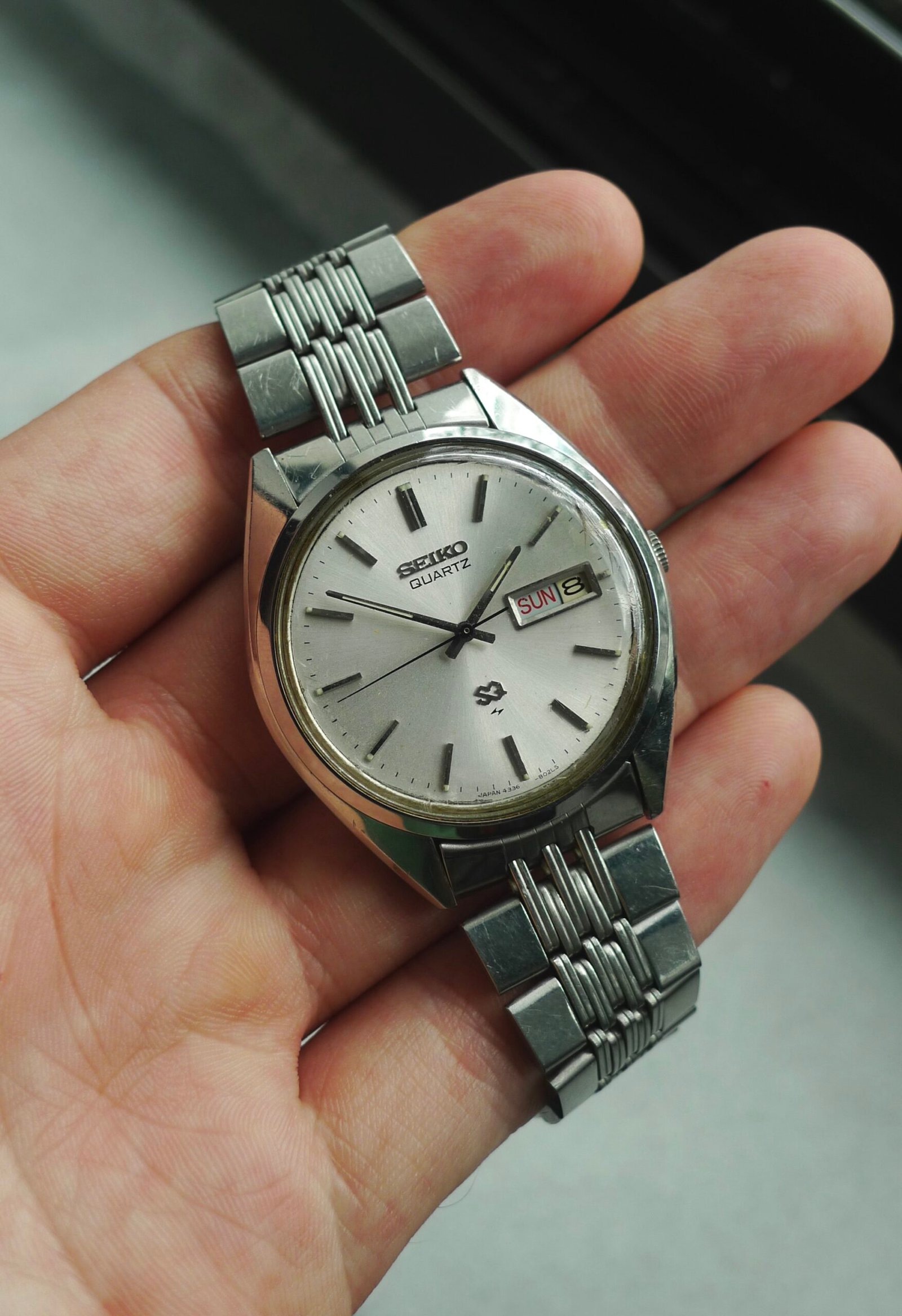 Vintage 1977 Seiko SQ Day Date Quartz 4336-8089 36mm Original Bracelet - Image 2
