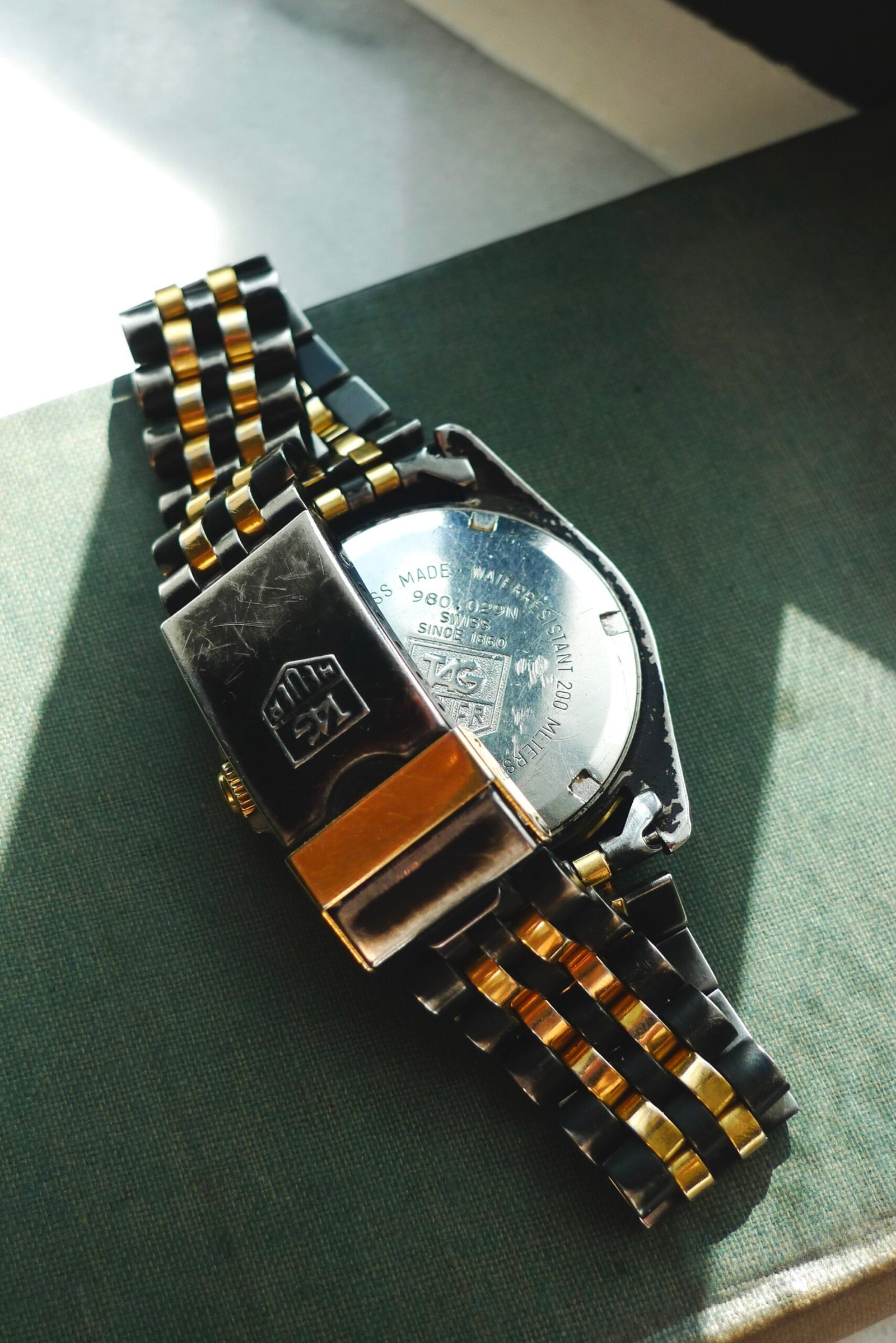 Vintage TAG Heuer 1000 Professional Reference 980.029n Quartz 1980s - Image 9