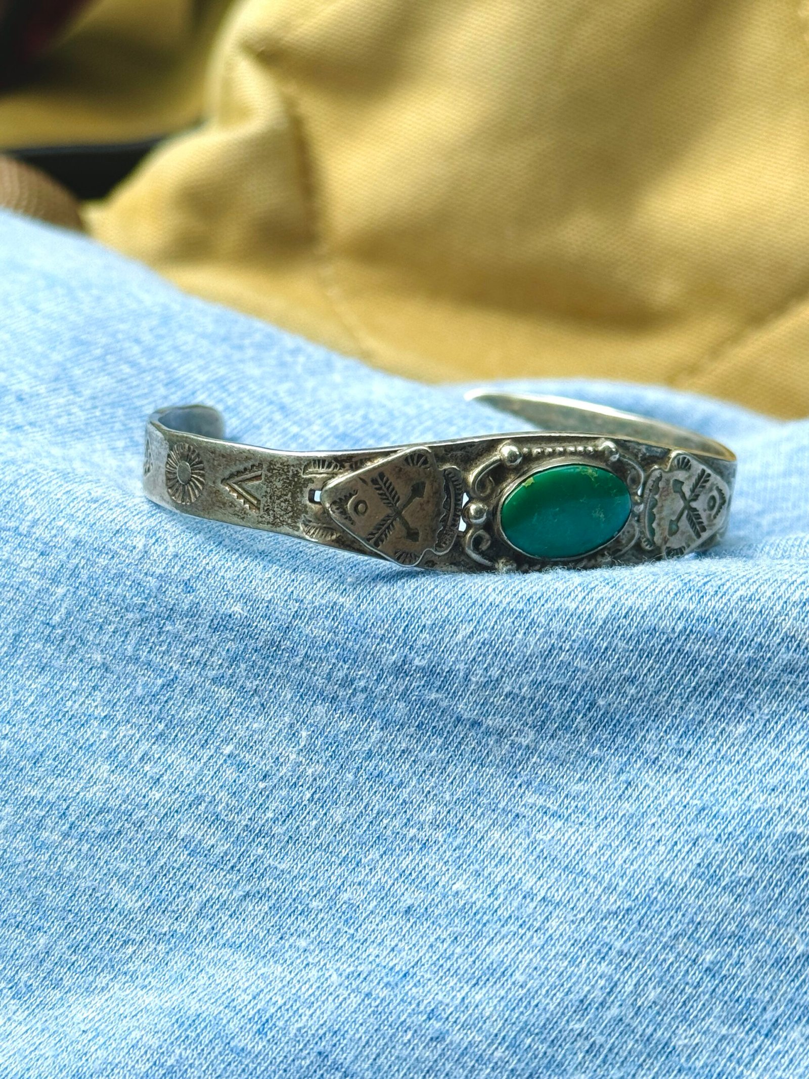 Sterling Silver Turquoise Cuff Bracelet Vintage Fred Harvey Era - Image 5
