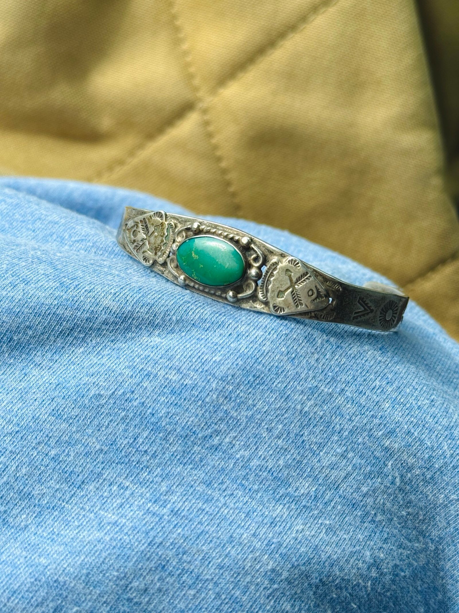 Sterling Silver Turquoise Cuff Bracelet Vintage Fred Harvey Era - Image 2