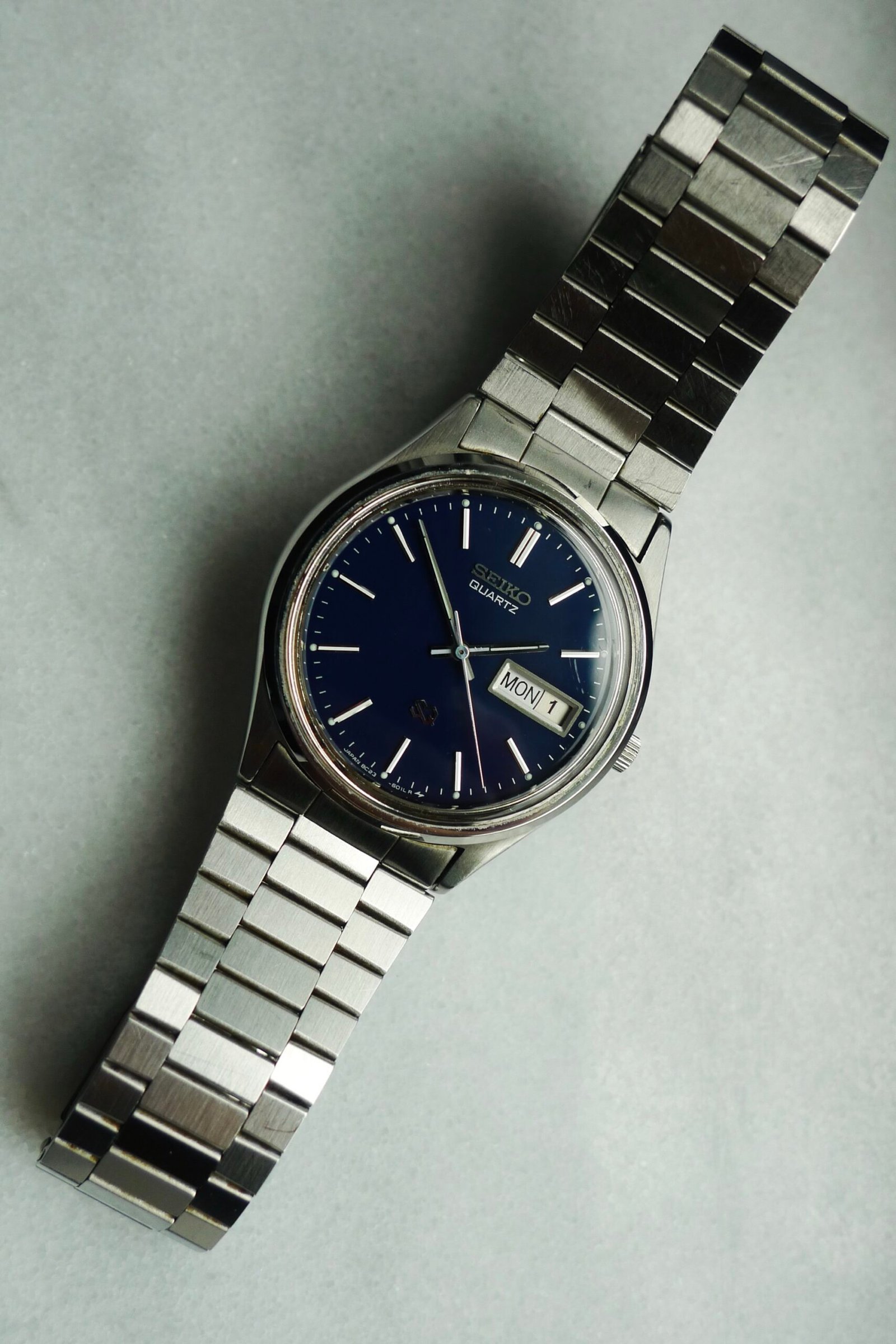Seiko SQ Quartz Day/Date Blue Dial 1994 - Image 5