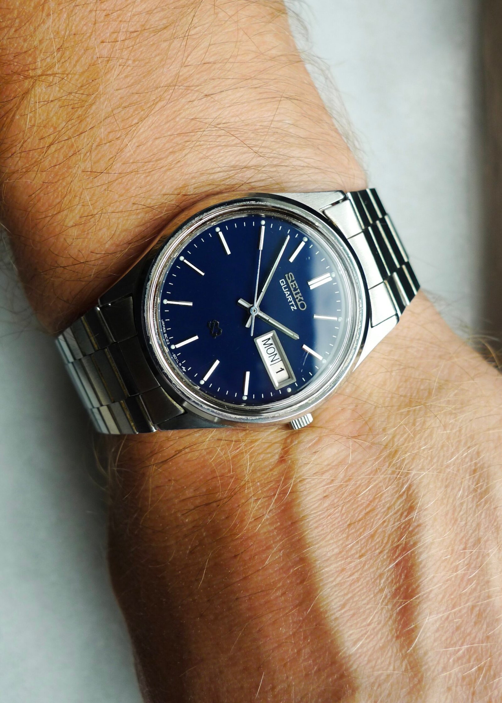 Seiko SQ Quartz Day/Date Blue Dial 1994