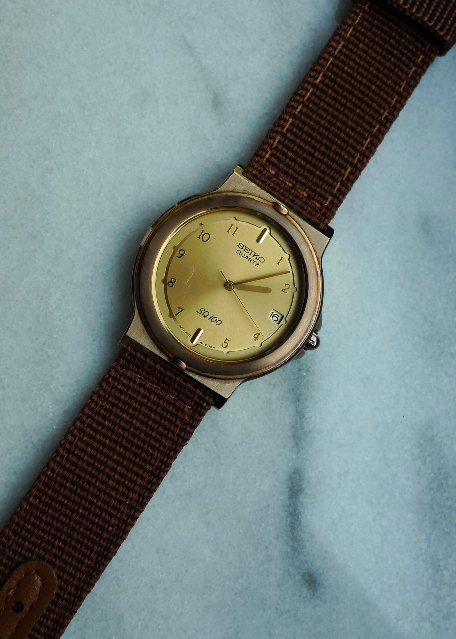Vintage 1986 Seiko SQ100 Date Quartz Watch 5H22-6119 - Image 3