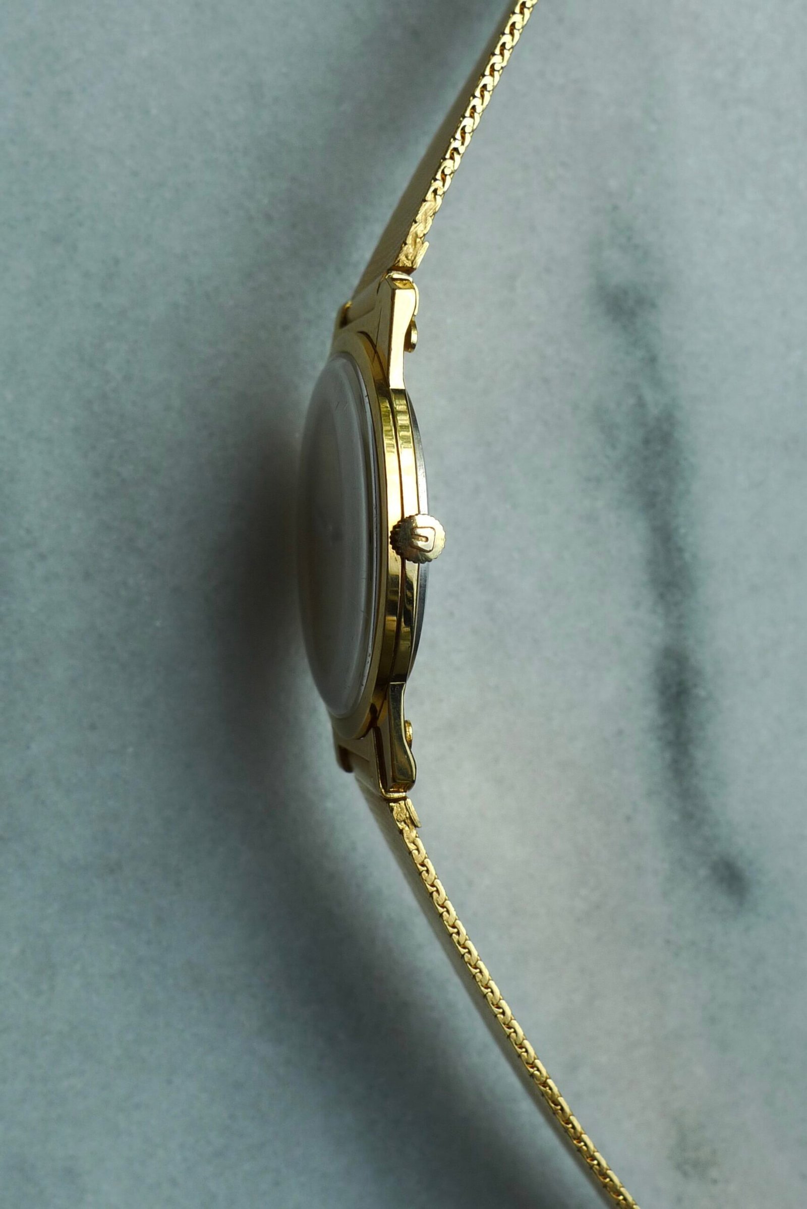 Universal Geneve Gold Plated Breguet Numerals 1960s - Image 6