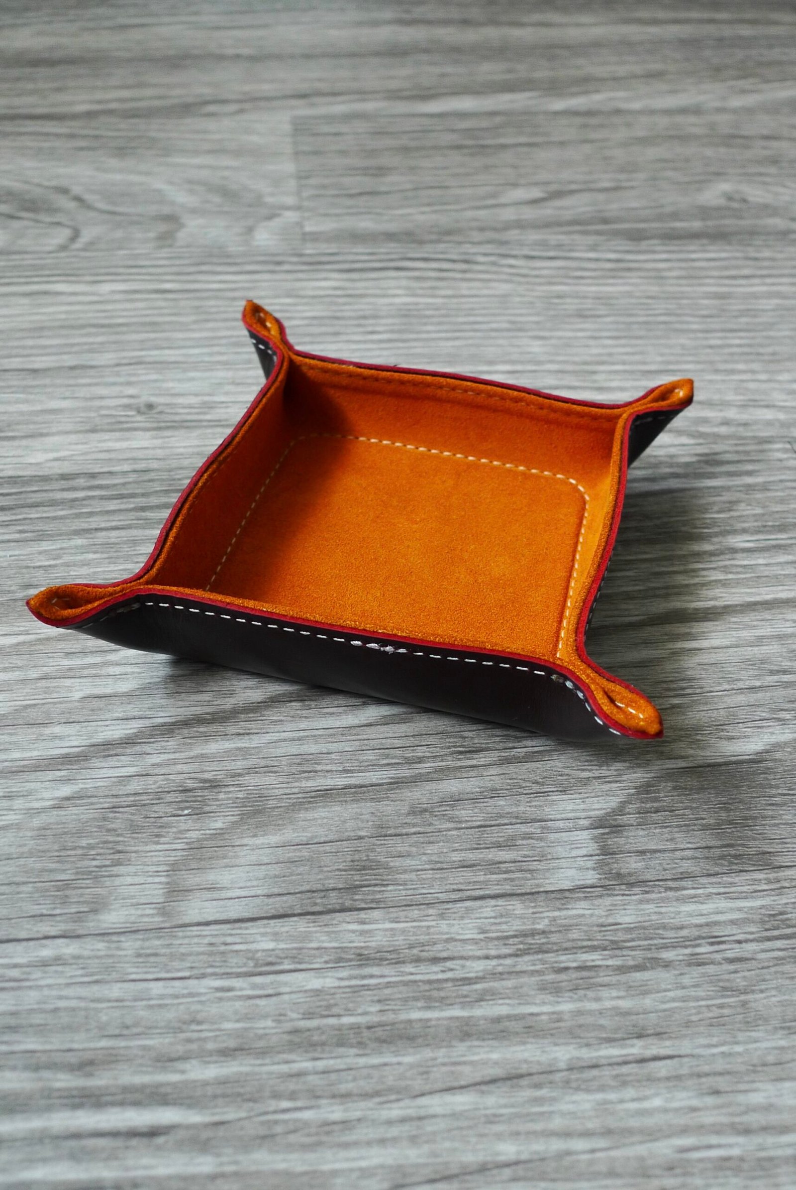 Handmade Leather Valet Tray 4x4 - Image 7