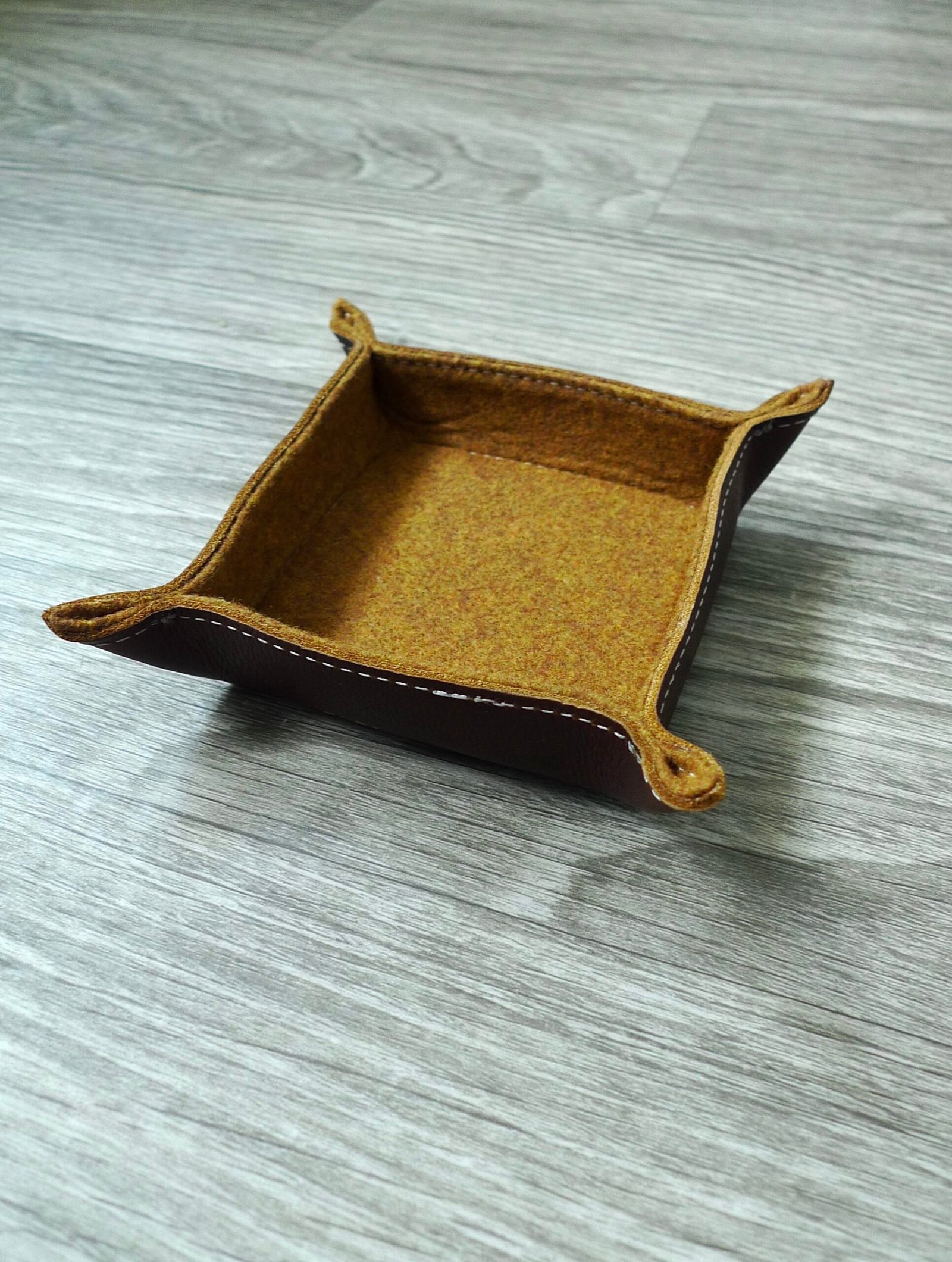Handmade Leather Valet Tray 4x4 - Image 7