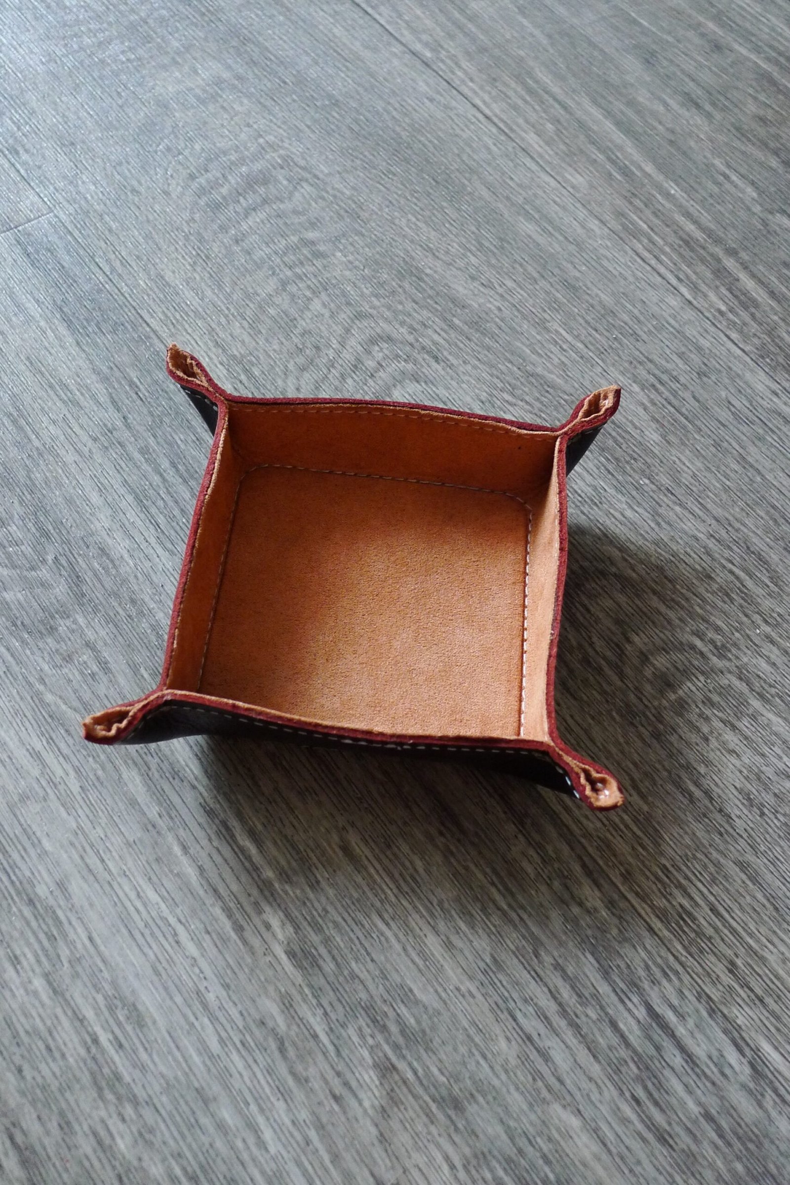 Handmade Leather Valet Tray 4x4 - Image 4