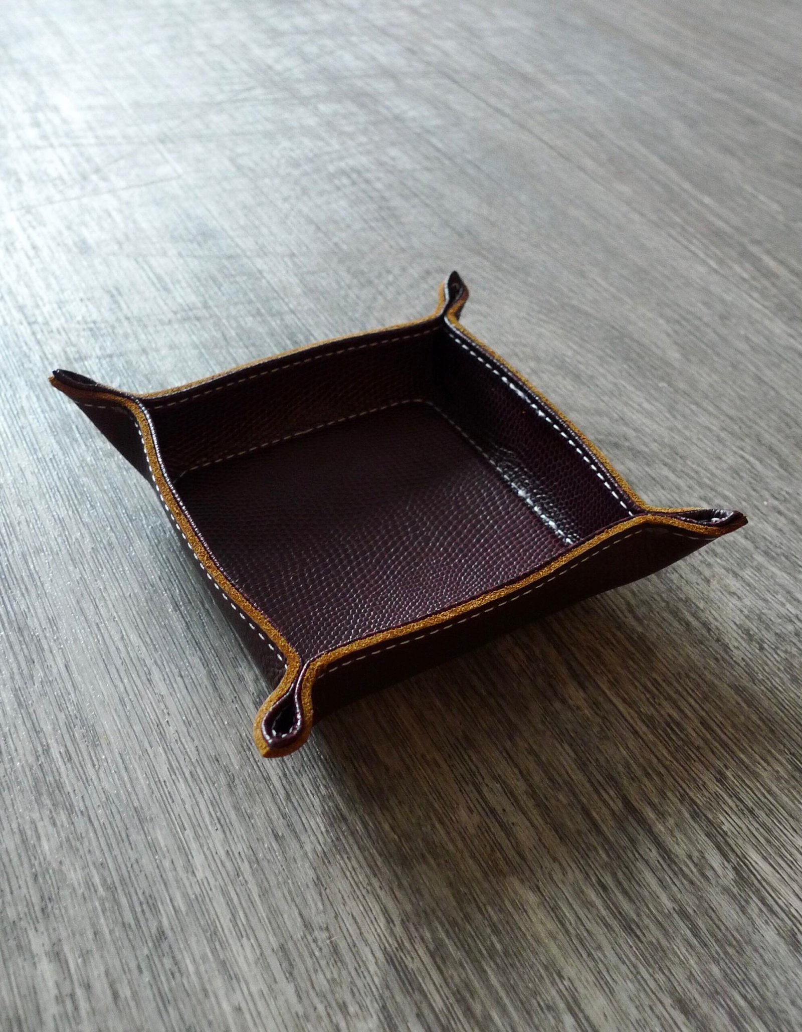 Handmade Leather Valet Tray 4x4 - Image 4